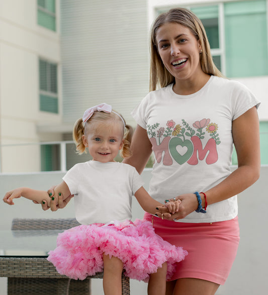Short Sleeve "Mom" with Flowers