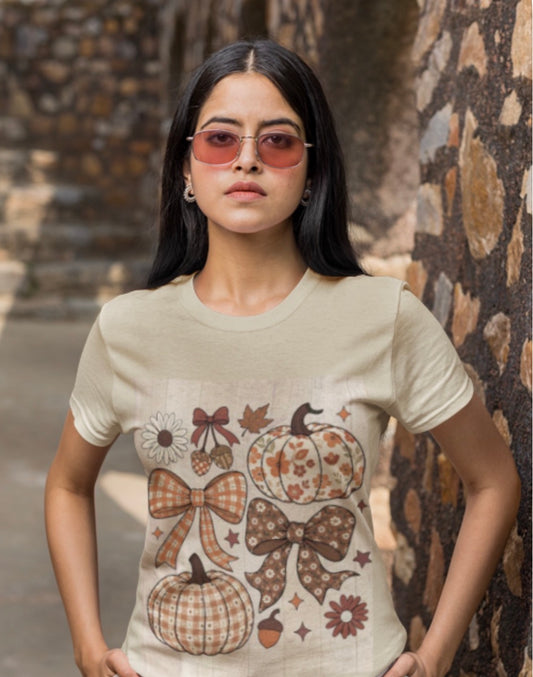 Short Sleeve T-shirt "Bows and Pumpkins" (Fall Edition)